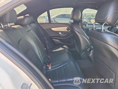 Zdjęcie 10 z 12 samochodu: 2018 MERCEDES-BENZ C 300 VIN:55SWF4JB4JU261603 - miniatura