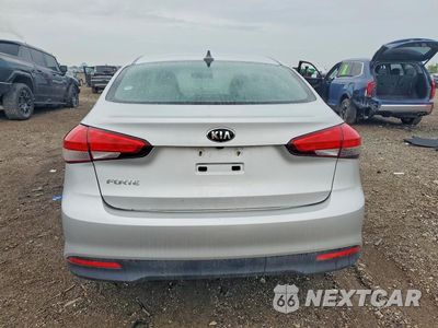 Zdjęcie 6 z 12 samochodu: 2018 KIA FORTE LX VIN:3KPFK4A73JE262918 - miniatura