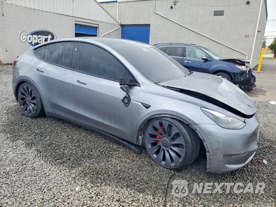 Czwarte zdjęcie samochodu z boku: 2025 TESLA MODEL Y VIN:7SAYGDEF0SA349862 - miniatura