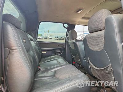 Zdjęcie 10 z 12 samochodu: 2002 CHEVROLET AVALANCHE C1500 VIN:3GNEC13T82G236538 - miniatura