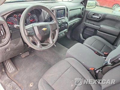 Zdjęcie 8 z 12 samochodu: 2021 CHEVROLET SILVERADO K1500 CUSTOM VIN:1GCPYBEKXMZ292464 - miniatura