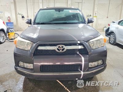 Piąte zdjęcie samochodu w środku: 2011 TOYOTA 4RUNNER LIMITED VIN:JTEBU5JR6B5065377 - miniatura