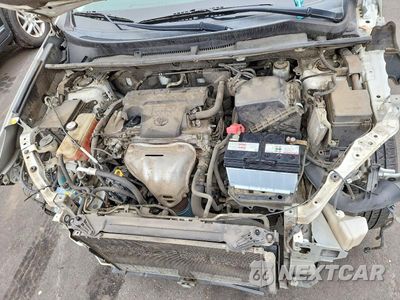 Zdjęcie 11 z 13 samochodu: 2018 TOYOTA RAV4 XLE VIN:JTMRFREV0JJ738858 - miniatura