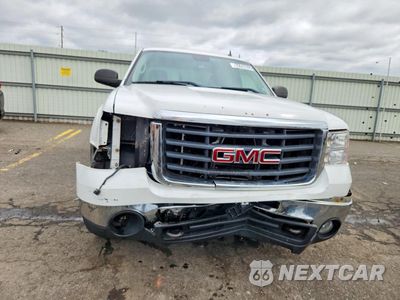 Piąte zdjęcie samochodu w środku: 2009 GMC SIERRA K2500 SLE VIN:1GTHK53K09F135366 - miniatura