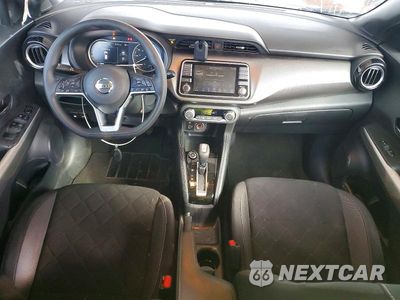 Zdjęcie 8 z 12 samochodu: 2020 NISSAN KICKS SV VIN:3N1CP5CV1LL489483 - miniatura