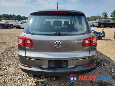 Zdjęcie 6 z 13 samochodu: 2010 VOLKSWAGEN TIGUAN S VIN:WVGAV7AX6AW511832 - miniatura