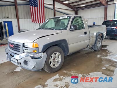 2005 GMC NEW SIERRA C1500 1GTEC14X55Z323781 - główne zdjęcie licytacji z USA - miniatura