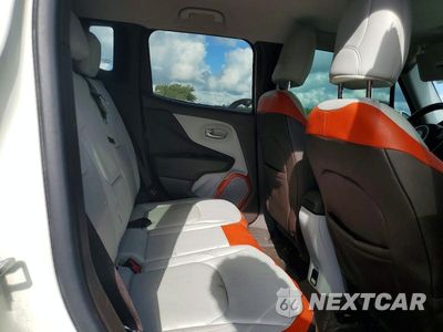 Zdjęcie 11 z 14 samochodu: 2015 JEEP RENEGADE LIMITED VIN:ZACCJADT5FPB18035 - miniatura