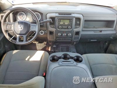 Zdjęcie 8 z 13 samochodu: 2018 RAM 2500 ST VIN:3C6UR5CL7JG315473 - miniatura