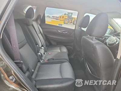 Zdjęcie 11 z 14 samochodu: 2017 NISSAN ROGUE S VIN:JN8AT2MV7HW006632 - miniatura