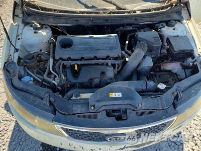 Zdjęcie 11 z 12 samochodu: 2013 KIA FORTE LX VIN:KNAFT4A28D5673360 - miniatura