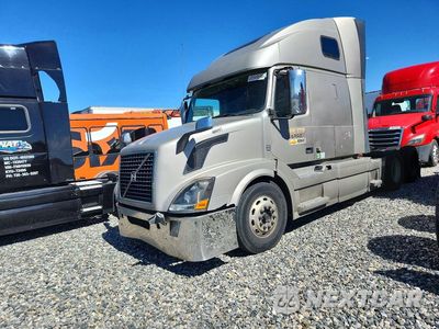 2016 VOLVO VNL SEMI TRUCK 4V4NC9EH9GN940007 - główne zdjęcie licytacji z USA - miniatura