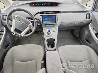 Zdjęcie 8 z 12 samochodu: 2010 TOYOTA PRIUS II VIN:JTDKN3DU9A5170077 - miniatura