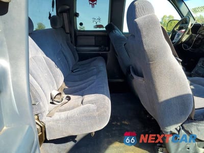 Zdjęcie 10 z 12 samochodu: 1999 CHEVROLET SILVERADO K1500 VIN:2GCEK19T0X1112122 - miniatura