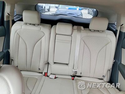 Zdjęcie 10 z 13 samochodu: 2019 LINCOLN NAUTILUS RESERVE VIN:2LMPJ8L97KBL47816 - miniatura