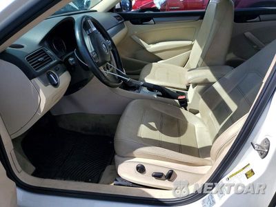 Zdjęcie 7 z 12 samochodu: 2015 VOLKSWAGEN PASSAT SE VIN:1VWBT7A35FC063603 - miniatura