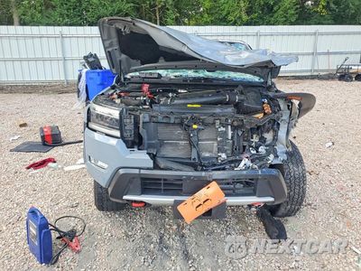 Piąte zdjęcie samochodu w środku: 2024 NISSAN FRONTIER PRO-4X VIN:1N6ED1EK9RN615735 - miniatura