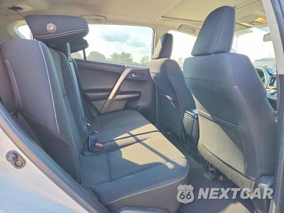Zdjęcie 11 z 13 samochodu: 2016 TOYOTA RAV4 XLE VIN:JTMWFREV0GJ068319 - miniatura
