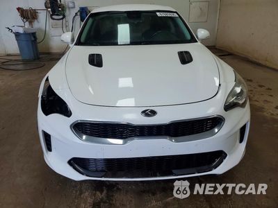 Piąte zdjęcie samochodu w środku: 2018 KIA STINGER BASE VIN:KNAE15LA2J6031122 - miniatura