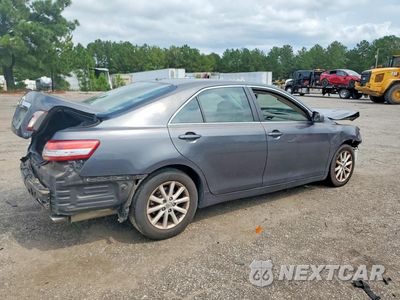 Trzecie zdjęcie samochodu z tyłu: 2010 TOYOTA CAMRY XLE V6 VIN:4T1BK3EKXAU100661 - miniatura