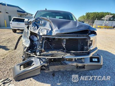 Piąte zdjęcie samochodu w środku: 2018 FORD F150 SUPER CAB VIN:1FTFX1E52JFB01040 - miniatura