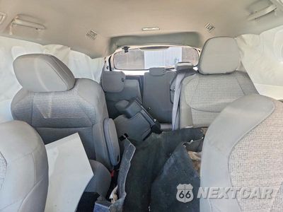 Zdjęcie 10 z 13 samochodu: 2022 TOYOTA SIENNA LE VIN:5TDKRKEC9NS107937 - miniatura