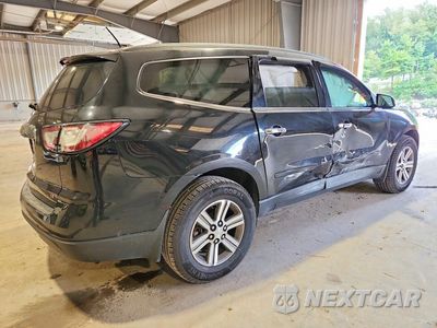 Trzecie zdjęcie samochodu z tyłu: 2017 CHEVROLET TRAVERSE LT VIN:1GNKVGKD3HJ143105 - miniatura