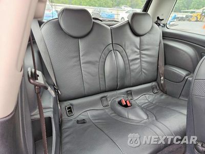 Zdjęcie 10 z 12 samochodu: 2002 MINI COOPER VIN:WMWRC33462TE12519 - miniatura