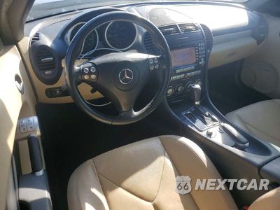 Zdjęcie 8 z 12 samochodu: 2007 MERCEDES-BENZ SLK 350 VIN:WDBWK56F77F148696 - miniatura