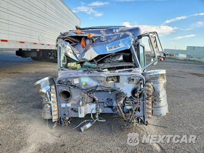 Piąte zdjęcie samochodu w środku: 2016 PETERBILT 389 SEMI TRUCK VIN:1XPXD49X4GD294935 - miniatura