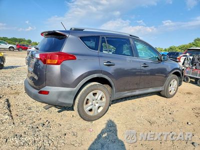 Trzecie zdjęcie samochodu z tyłu: 2015 TOYOTA RAV4 LE VIN:2T3BFREV2FW305634 - miniatura