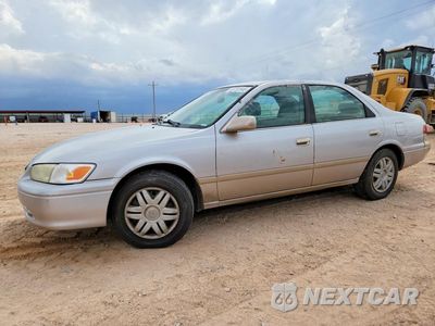 2001 TOYOTA CAMRY LE 4T1BG22K21U096587 - główne zdjęcie licytacji z USA - miniatura