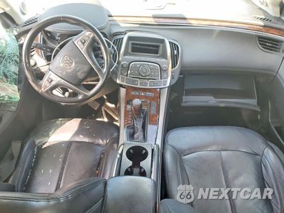 Zdjęcie 8 z 12 samochodu: 2010 BUICK LACROSSE CXL VIN:1G4GC5EG3AF121172 - miniatura