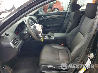 Zdjęcie 7 z 12 samochodu: 2018 HONDA ACCORD LX VIN:1HGCV1F19JA056939 - miniatura