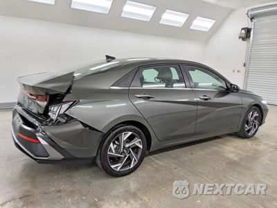 Trzecie zdjęcie samochodu z tyłu: 2025 HYUNDAI ELANTRA SEL VIN:KMHLS4DG8SU946652 - miniatura