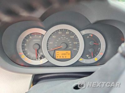Zdjęcie 9 z 13 samochodu: 2011 TOYOTA RAV4 LIMITED VIN:2T3YF4DV2BW071990 - miniatura