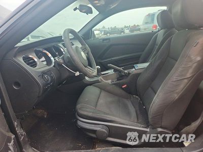 Zdjęcie 7 z 13 samochodu: 2011 FORD MUSTANG BASE VIN:1ZVBP8AM9B5130592 - miniatura