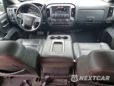 Zdjęcie 8 z 12 samochodu: 2018 CHEVROLET SILVERADO K1500 LT VIN:3GCUKREC7JG635071 - miniatura