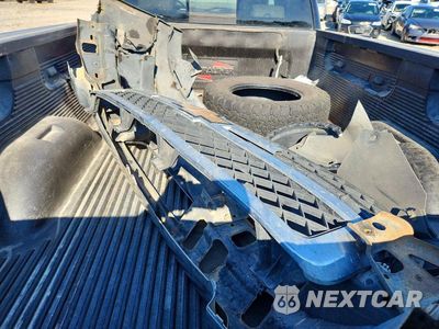 Zdjęcie 10 z 13 samochodu: 2013 CHEVROLET SILVERADO K3500 LTZ VIN:1GC4K1C8XDF158495 - miniatura
