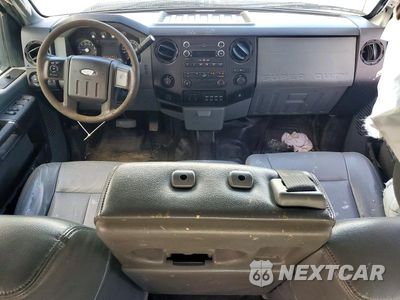 Zdjęcie 8 z 13 samochodu: 2013 FORD F250 SUPER DUTY VIN:1FT7W2B63DEB85387 - miniatura