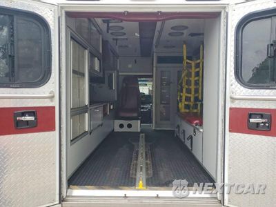 Zdjęcie 10 z 13 samochodu: 2009 FORD E-350 ECON VIN:1FDXE45P69DA92102 - miniatura