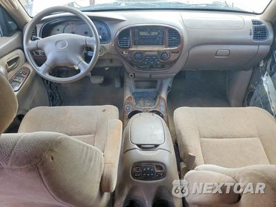Zdjęcie 8 z 14 samochodu: 2002 TOYOTA SEQUOIA SR5 VIN:5TDZT34A42S066487 - miniatura