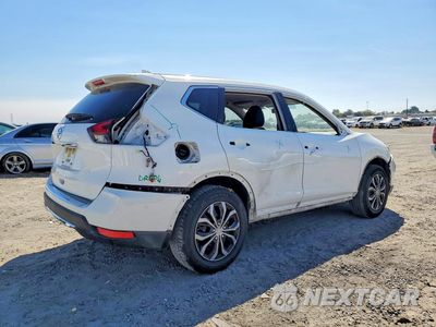 Trzecie zdjęcie samochodu z tyłu: 2018 NISSAN ROGUE S VIN:JN8AT2MT7JW460612 - miniatura