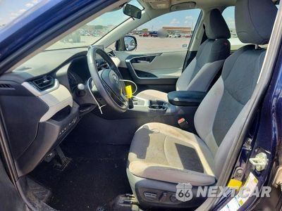 Zdjęcie 7 z 13 samochodu: 2020 TOYOTA RAV4 HYBRID XLE VIN:2T3RWRFVXLW099228 - miniatura
