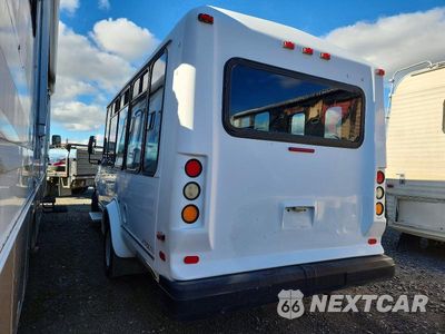 Trzecie zdjęcie samochodu z tyłu: 2006 FORD ECONOLINE BUS VIN:1FDWE35L96DB42036 - miniatura