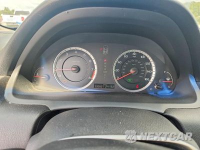 Zdjęcie 9 z 12 samochodu: 2011 HONDA ACCORD EXL VIN:1HGCP2F89BA142363 - miniatura