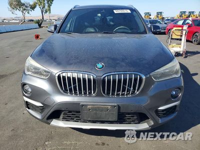 Piąte zdjęcie samochodu w środku: 2017 BMW X1 XDRIVE28I VIN:WBXHT3Z33H4A56372 - miniatura