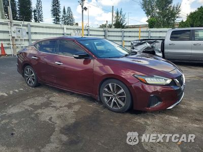 Czwarte zdjęcie samochodu z boku: 2017 NISSAN MAXIMA PLATINUM VIN:1N4AA6AP7HC424209 - miniatura