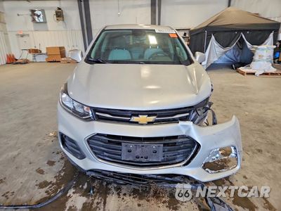 Piąte zdjęcie samochodu w środku: 2020 CHEVROLET TRAX LS VIN:3GNCJKSB4LL305990 - miniatura