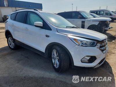 Czwarte zdjęcie samochodu z boku: 2017 FORD ESCAPE SE VIN:1FMCU0GD1HUD38520 - miniatura